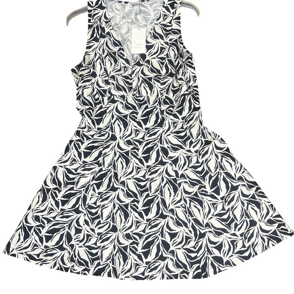 A New Day Monochrome Leaf Print Dress - Picture 1 of 7